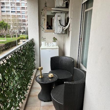 Apartamento En Face Du Velodrome Marsella Exterior foto